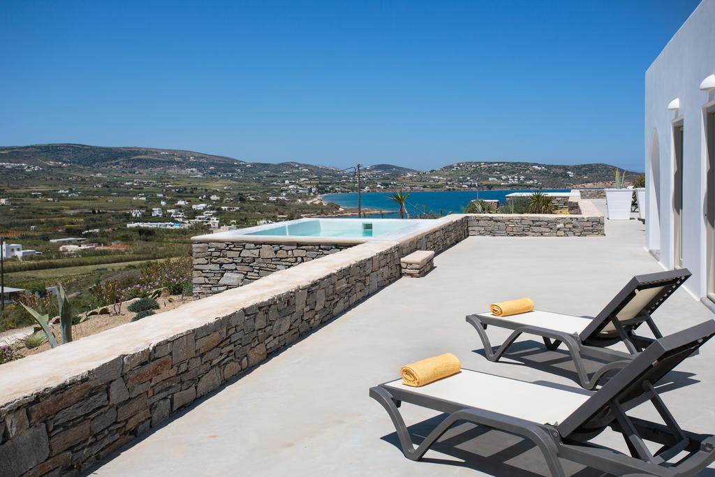 Natura Villas Paros Molos  Eksteriør billede